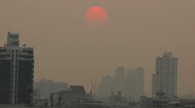 lois plus strictes contre la pollution en Thaïlande, pollution en Thaïlande, alerte pollution thailande, pollution thai, pollution Bangkok, pollution Chiang Mai